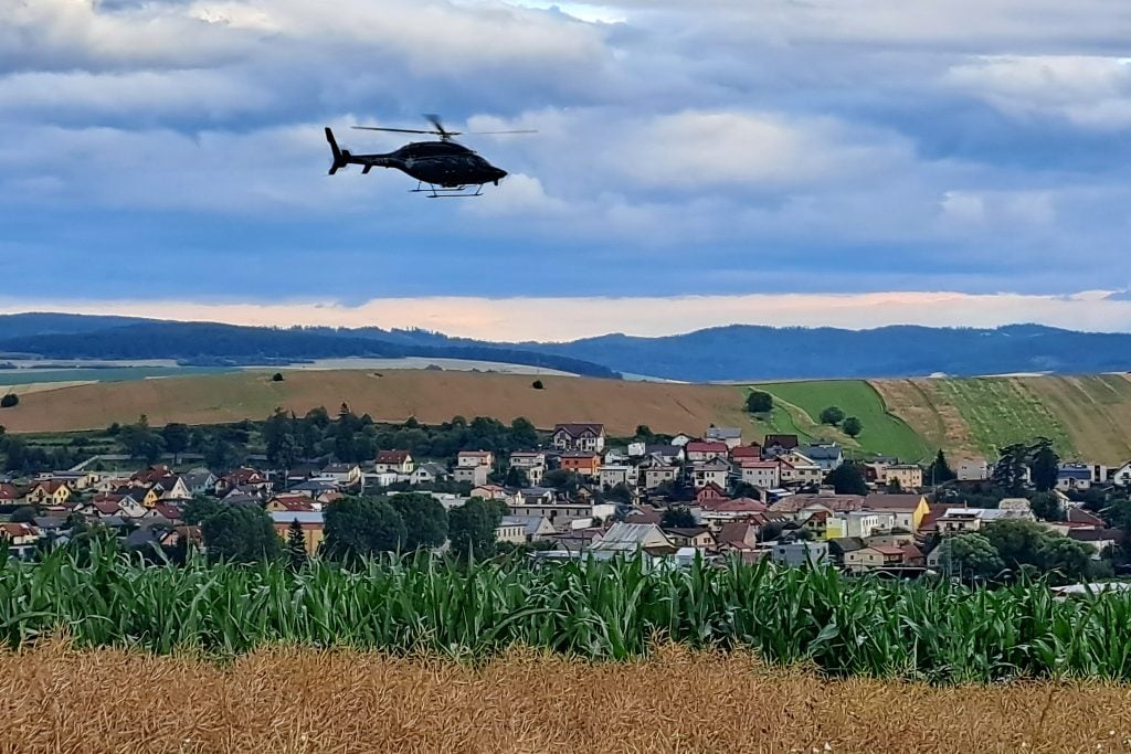 Policajné drony boli bezradné, pomohol veštec z Anglicka: Strateného trojročného Mária našli vďaka krištáľovej guli