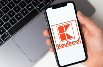 Pípaš si poctivo vernostnú kartu? Slovenský gigant spustil funkciu, s ktorou odídeš z pokladne takmer bez platenia