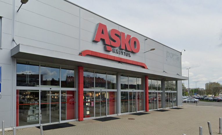 asko nábytok slovensko nitra predajňa zatváranie