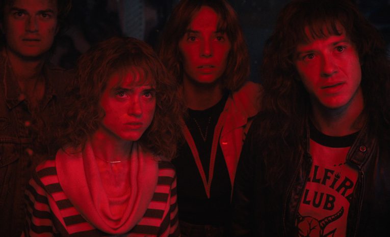 maya hawke netflix the god of the woods triler