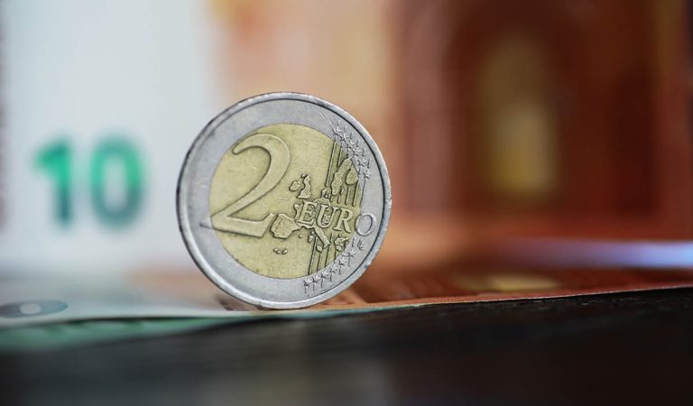 vzácne dvojeurové mince