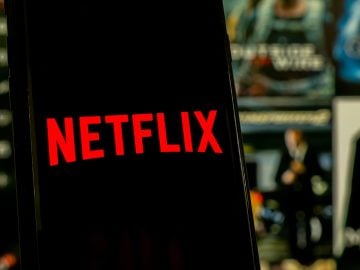 netflix gigant zadarmo mesačné testovacie obdobie slovensko ľudia stream