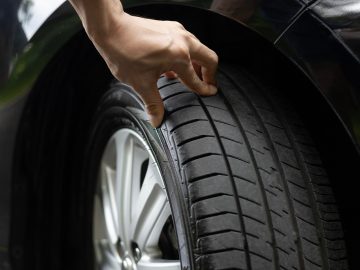 pneumatiky autá auto moto ľudia gumy cestovanie
