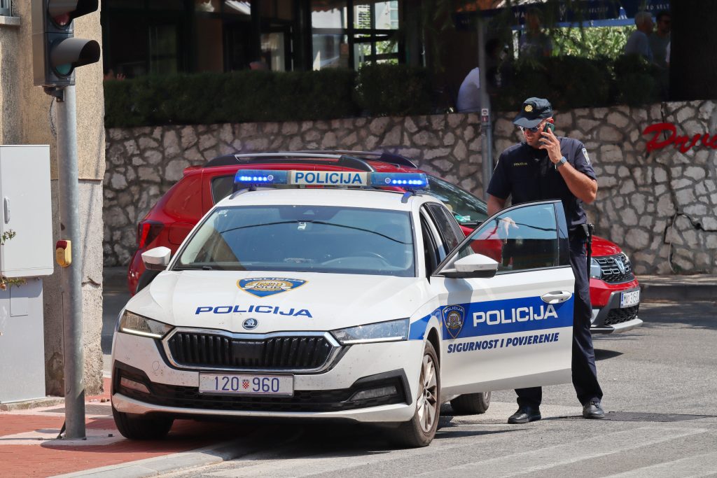 Na dovolenke sa môže všeličo pokaziť. Slovák navštevujúci Chorvátsko bol brutálne napadnutý dvomi mužmi, ktorí ho dokopali.