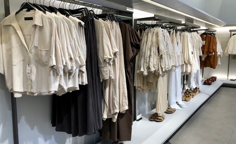 zara nohavice smrti nešťastie ženy viral