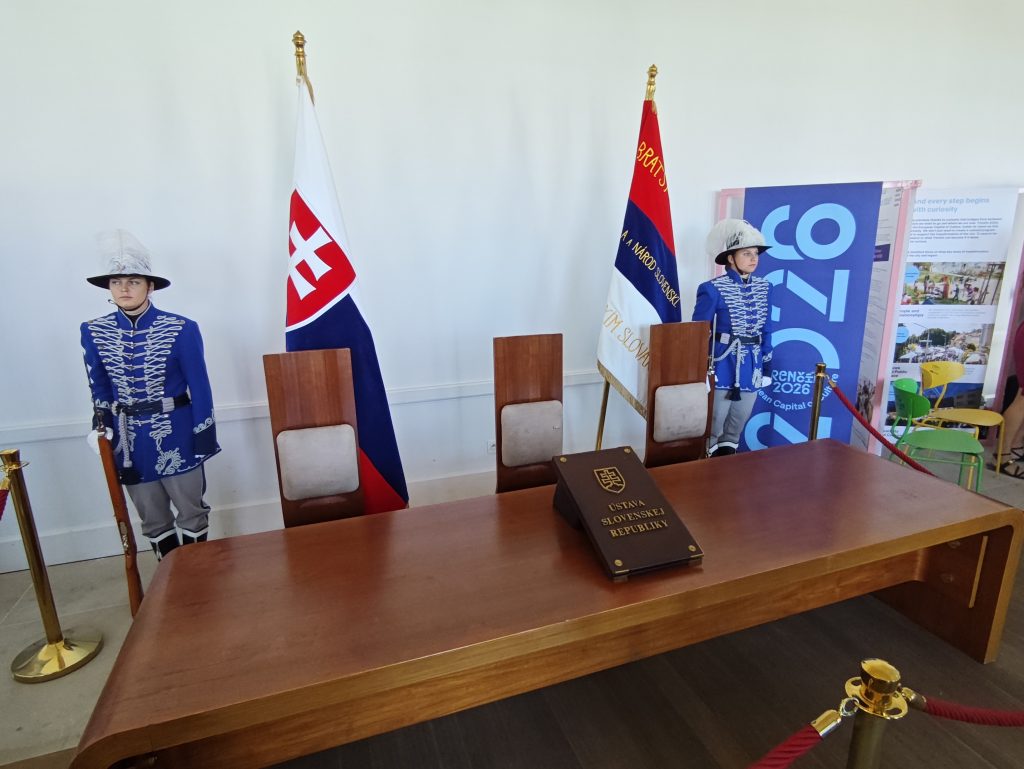 Pozreli sme sa tam, kde sa rozhoduje o našich peniazoch. DOD v parlamente priniesol unikátne zákulisie aj stretnutia s politikmi
