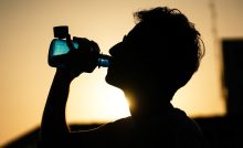 3 nápoje tekutiny zákaz teploty horúčavy