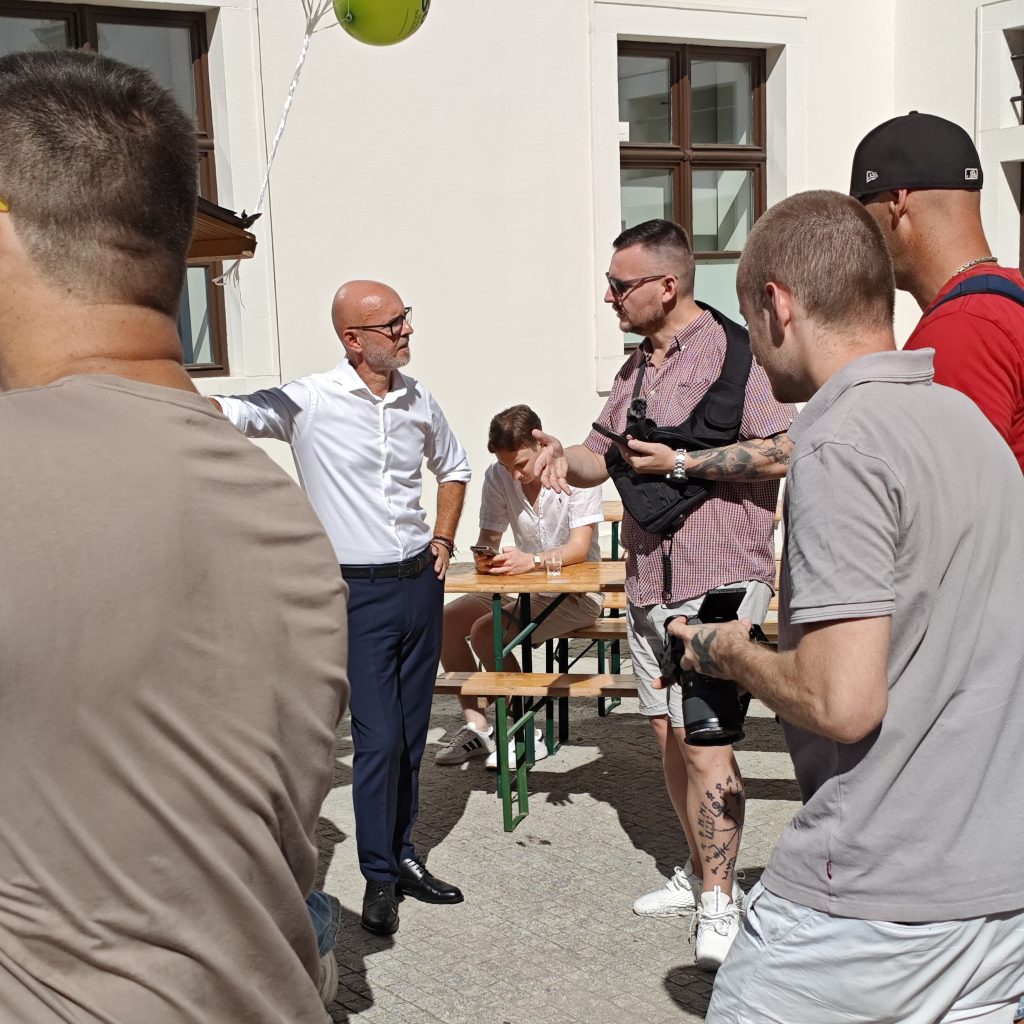 Aj tento rok mala Národná rada SR deň otvorených dverí, počas ktorých mohla verejnosť navštíviť priestory zvyčajne nedostupné. 