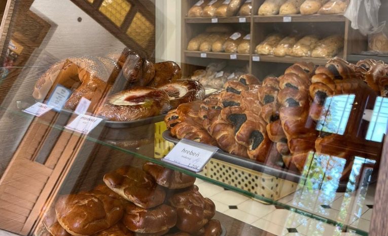 KPK Trstín pekáreň slovenská končí ľudia reakcie
