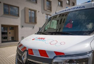 agel sanitka hrôzy zneužitie žena zločin zdravotníci