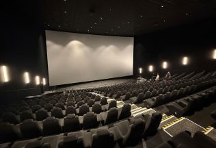 imax kino premietanie filmy cinemax čo sa deje za plátnom