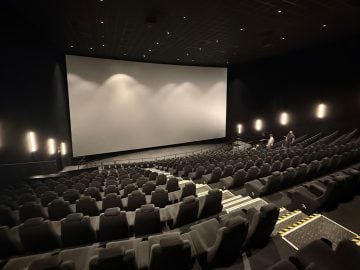 imax kino premietanie filmy cinemax čo sa deje za plátnom