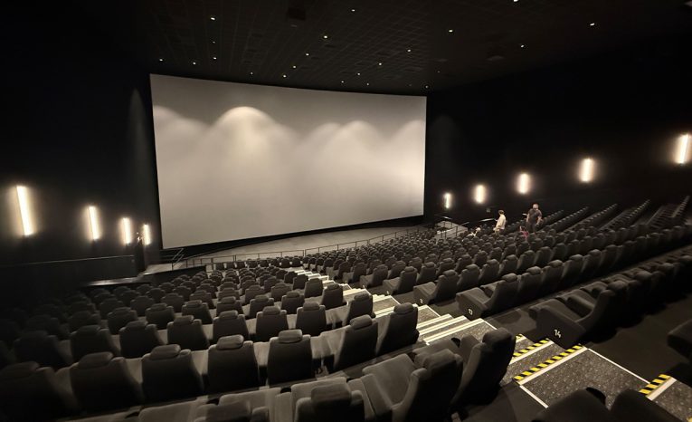 imax kino premietanie filmy cinemax čo sa deje za plátnom