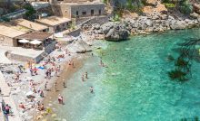 malorka španielsko útočné ryby turizmus ľudia
