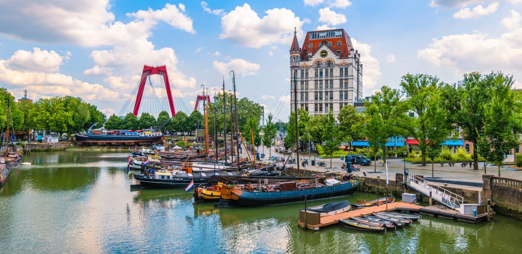 Web Numbeo prišiel s rebríčkom svetových miest - v ktorom z nich je najvyššia životná úroveň? Ako sa umiestnila Bratislava?