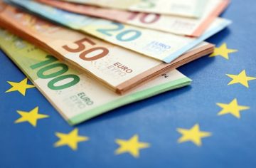 Veľká zmena pre platby v hotovosti: EÚ zavedie nový limit. Aké pravidlá platia na Slovensku?