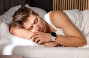 Smart hodinky spustili v ľuďoch novú posadnutosť. Takto ti sleepmaxxing môže zničiť spánok, varujú odborníci