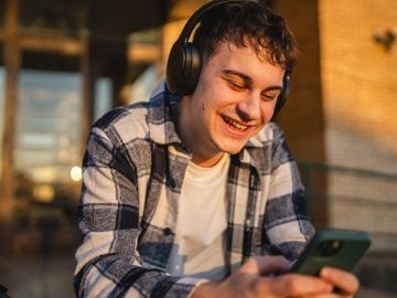 počúvanie hudby hudba jedlo stravovanie ludia psychológia rozhodovanie