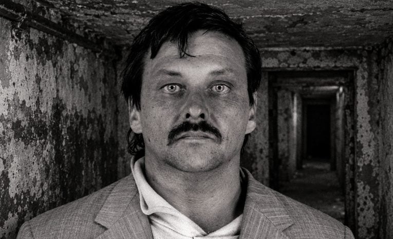 Lutz Reinstrom vrah podzemie dom mučenie kyselina ženy krimi