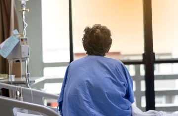 Hospicový lekár vyspovedal 1 500 umierajúcich. Odhalil mrazivé sny, ktoré má pred smrťou 9 z 10 ľudí