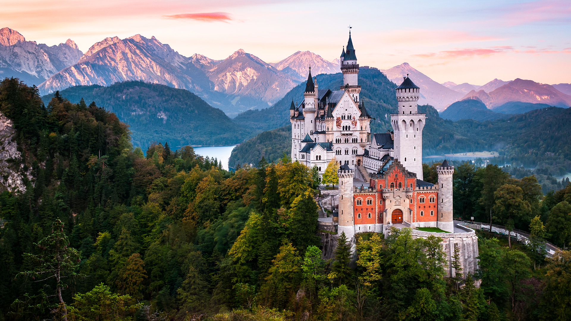 Otestuj sa: V ktorých krajinách Európy sa nachádzajú tieto hrady a zámky?