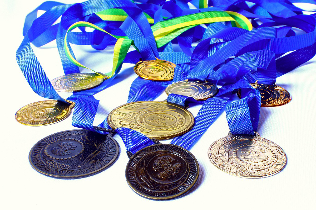 Medaily na tokijskú olympiádu 2020 budú vyrobené z mobilov a iných netradičných materiálov