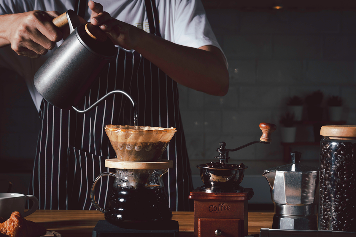 Zabudni na kávovar: Týchto 5 alternatívnych spôsobov prípravy kávy stojí za vyskúšanie