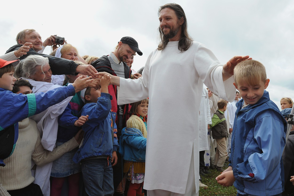 Ruská polícia zatkla vodcu početnej sekty, ktorý sa považuje za reinkarnáciu Ježiša Krista