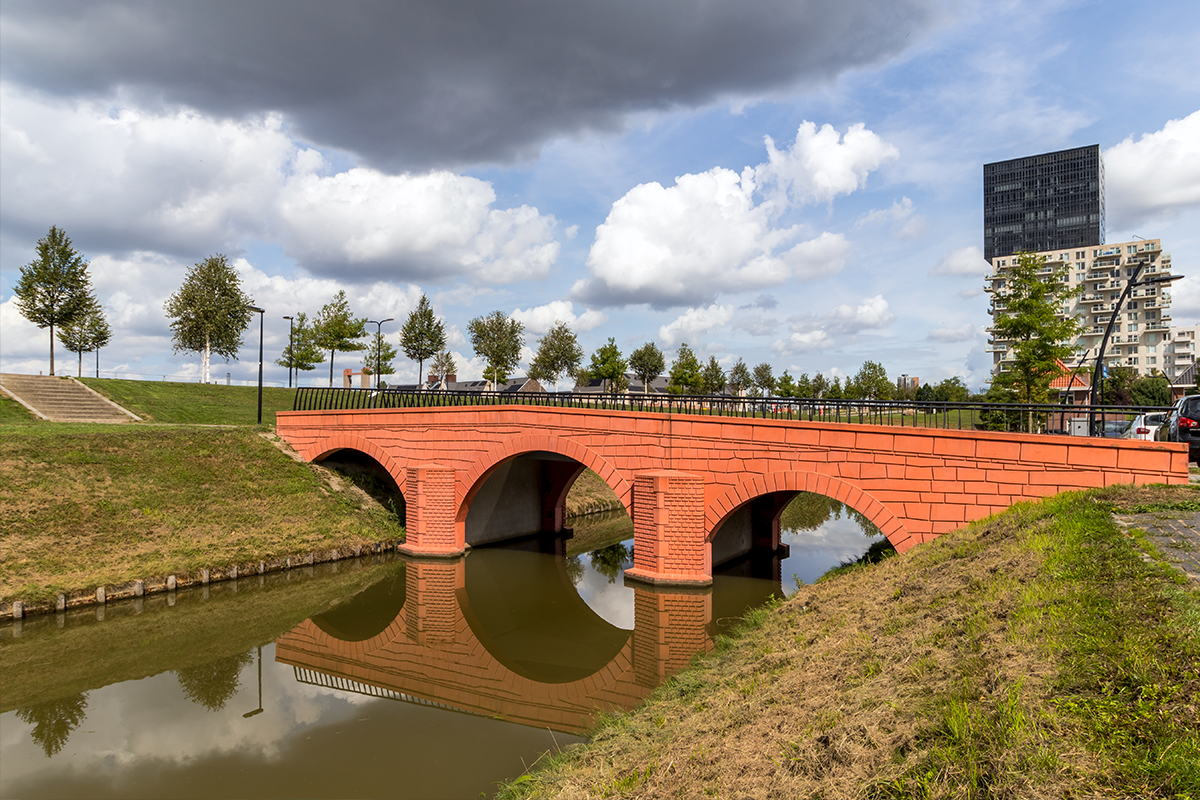 Holandské mesto si postavilo 7 mostov podľa predlôh z eurobankoviek