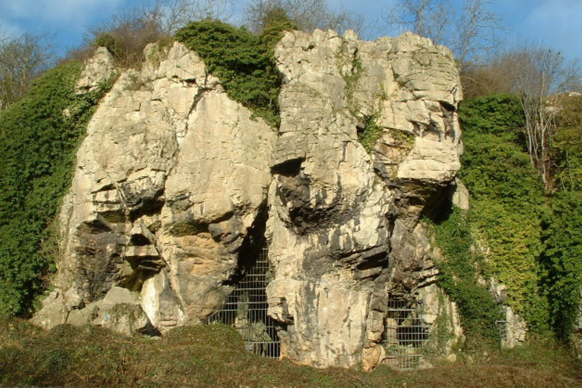 V jaskyni v Anglicku sa podľa legiend nachádza brána do pekla. Aké príbehy sa s ňou spájajú?