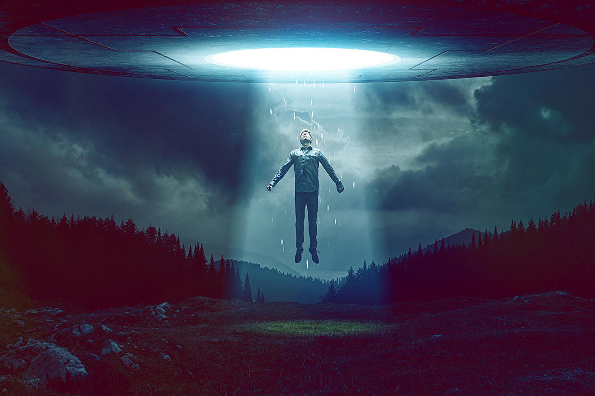 Tajomní muži v čiernom majú zastrašovať svedkov UFO. Čo je pravdy na tomto fenoméne?