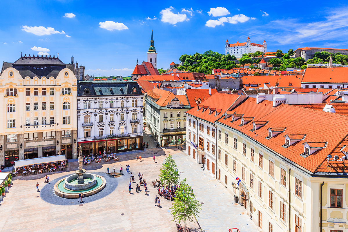 S lupou do budúcnosti: Ako by mohlo vyzerať Slovensko v roku 2040?