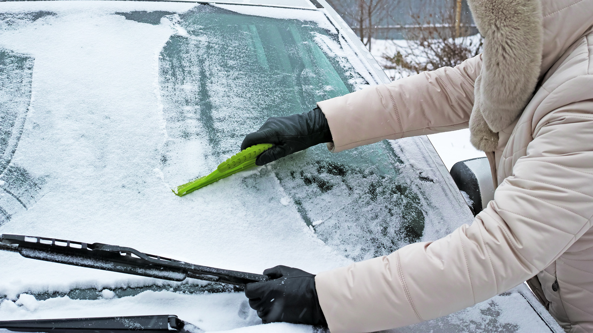 5 praktických tipov, ktoré sa ti zídu pri jazdení autom v zime