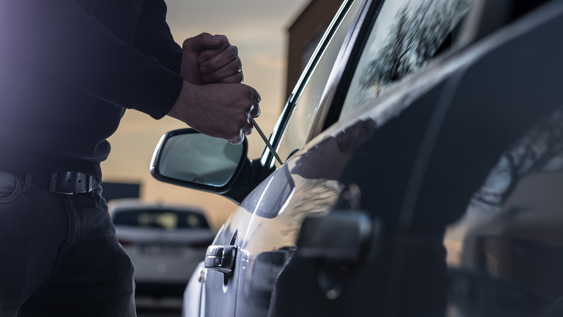 Ochráň svoje auto pred krádežou. Tieto triky spoľahlivo odplašia zlodejov