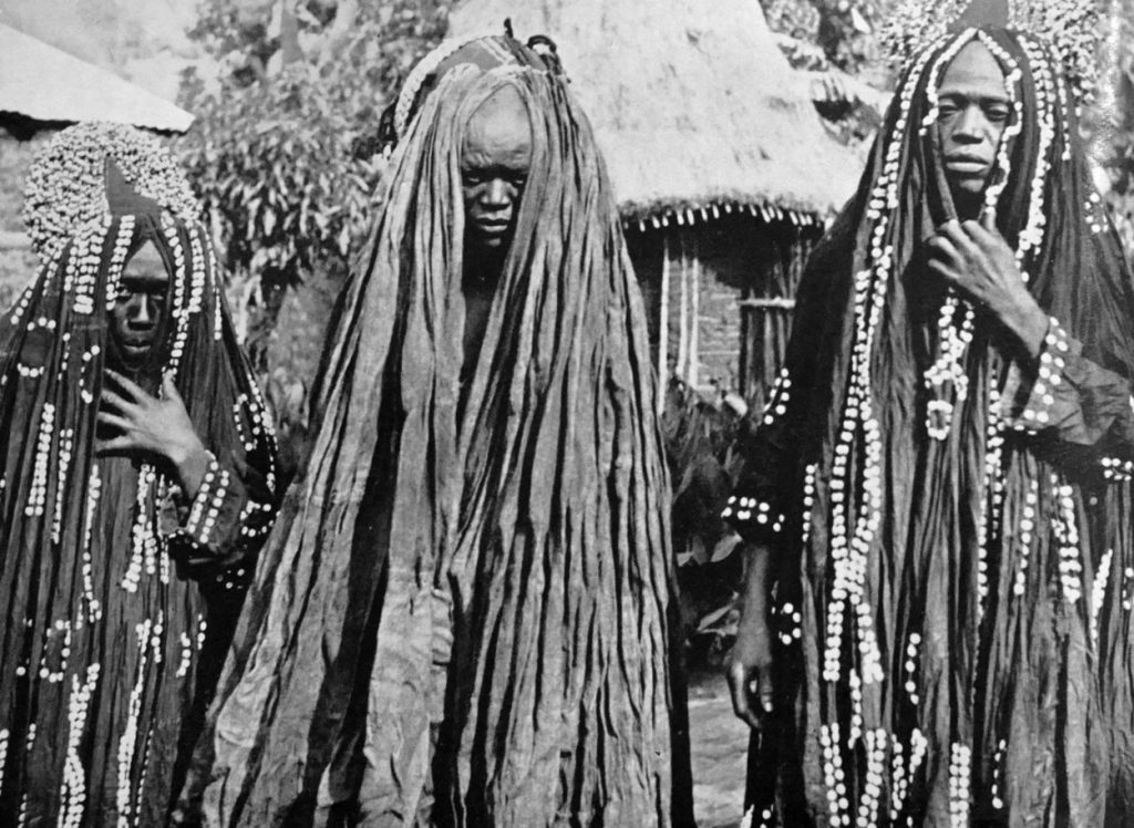 Upíri, bosorky či zvieracie transformácie. Okultné povery Afriky sú častým zdrojom násilia