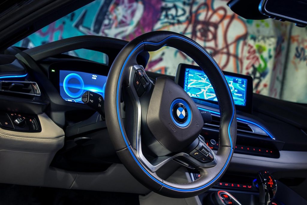 BMW ponúka vyhrievanie sedačiek na báze mesačného predplatného