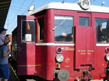 Na trati do Rajca bude premávať historický motorový vlak Rajecká Anča