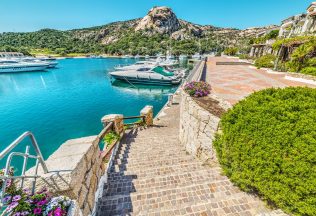 Vláda Sardínie ponúka 15-tisíc eur záujemcom, ktorí sú ochotní na ostrove žiť