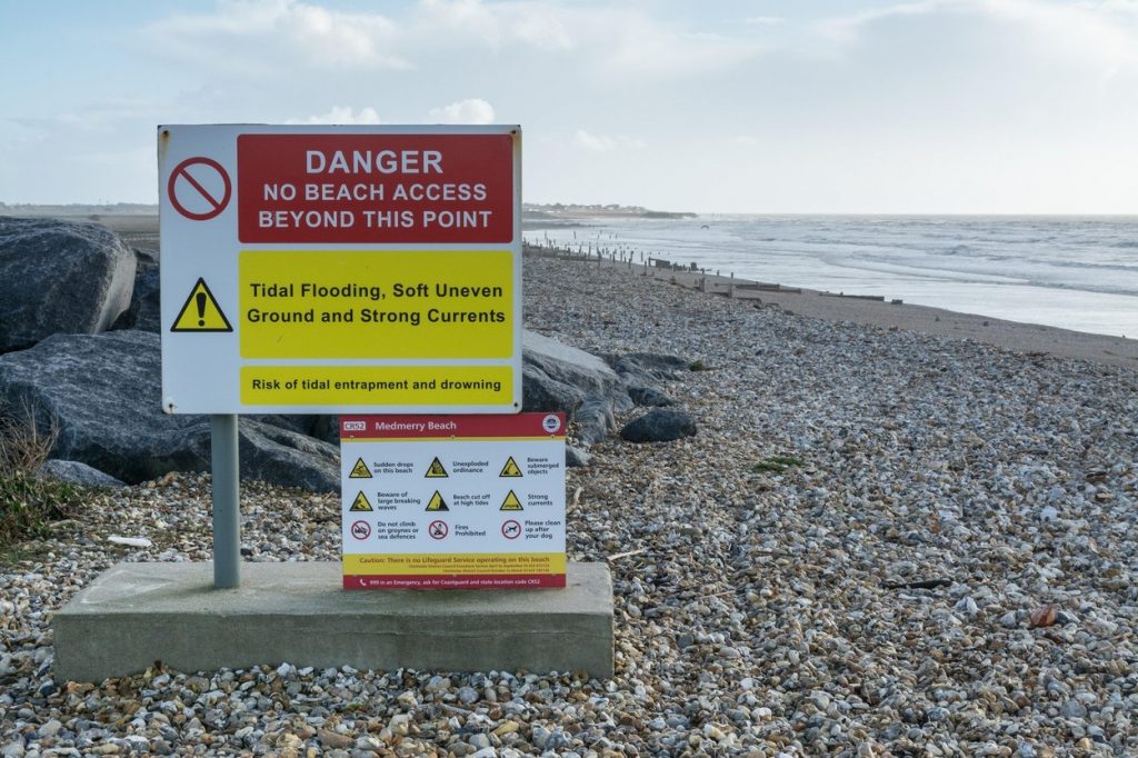 Medmerry Beach, najnebezpečnejšia pláž na svete, výbušniny, Veľká Británia