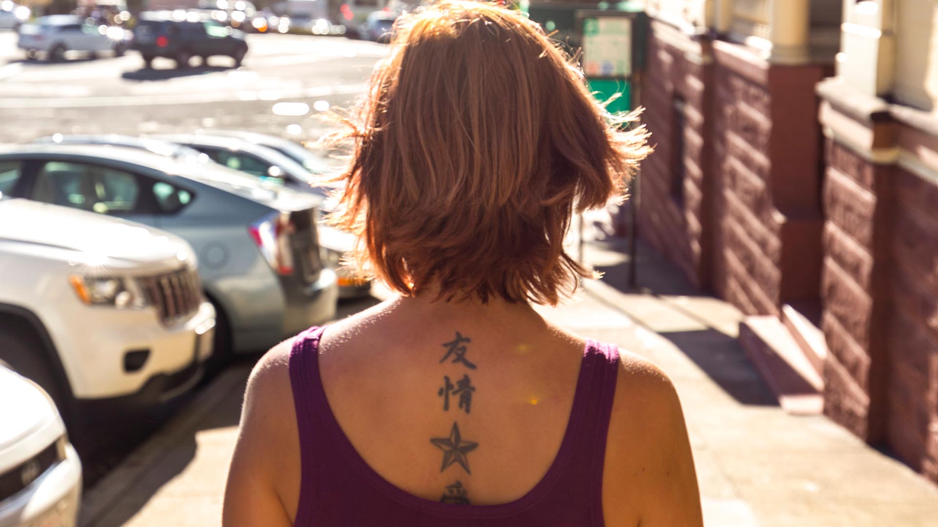 Čínsky hovoriaci ľudia preložili nezmyselné významy tetovaní svojich známych
