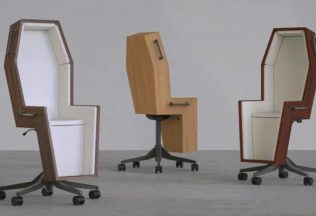 Máš pocit, že ťa tvoja práca zabíja? Tieto stoličky v štýle truhly ti nesmú chýbať v kancelárii!