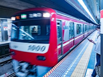 Tokio, metro, tokijské metro, tabule, obsadenosť vozňov, zahraničie