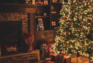 Slováci, vianočné darčeky, Vianoce 2022, nákup vianočných darčekov