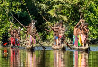 choroba kuru, kanibalizmus, Papua Nová Guinea, domorodci, mozgová choroba spôsobujúca smiech, choroba šialených kráv, medicína, fakty a zaujímavosti