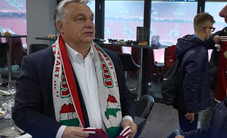 Viktor Orbán, maďarský premiér, šál, Veľké Uhorsko