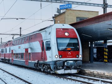 vlak, Bratislava, Košice, rýchlejší vlak, Slovenské železnice
