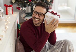 vianočné darčeky pre mužov, darčeky preňho, čo kúpiť mužom na Vianoce