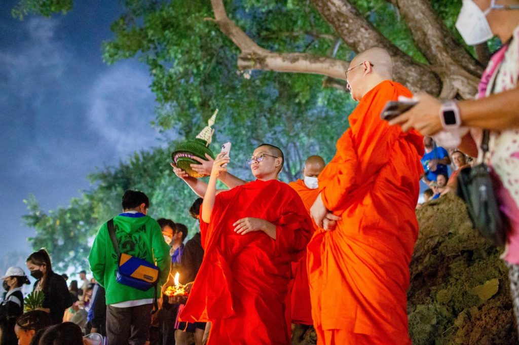 budhistický mních, užívanie drog, pervitín