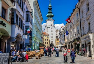 Slovensko o sto rokov, umelá inteligencia, počet obyvateľov