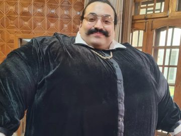 Khan Baba, najsilnejší muž sveta, Pakistan